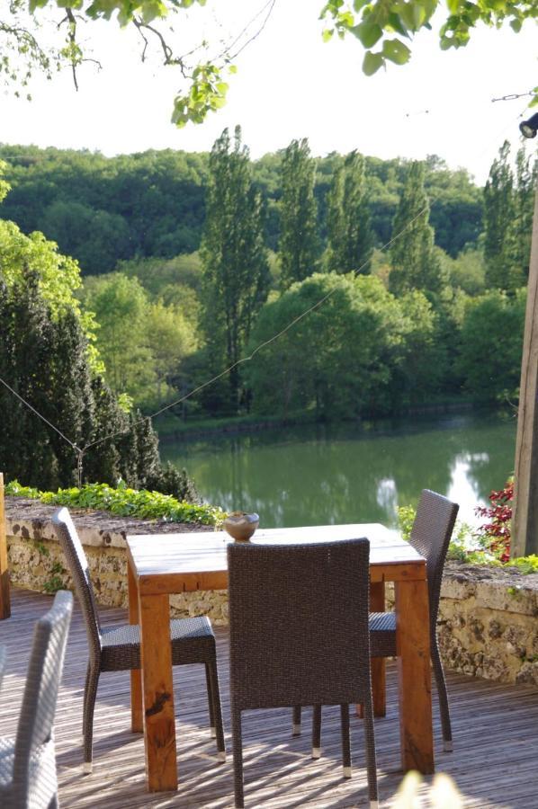 Logis Hotels Domaine Du Chatelard Dirac Exterior photo
